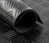 Резиновая рулонная дорожка Rubber Matting 0,9х4 м 3мм черная
